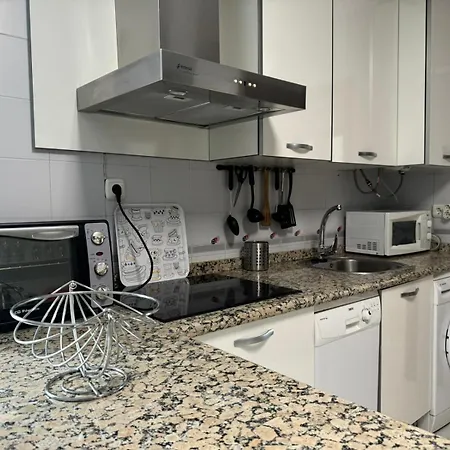 Algafequi Con Terraza Privada アパート